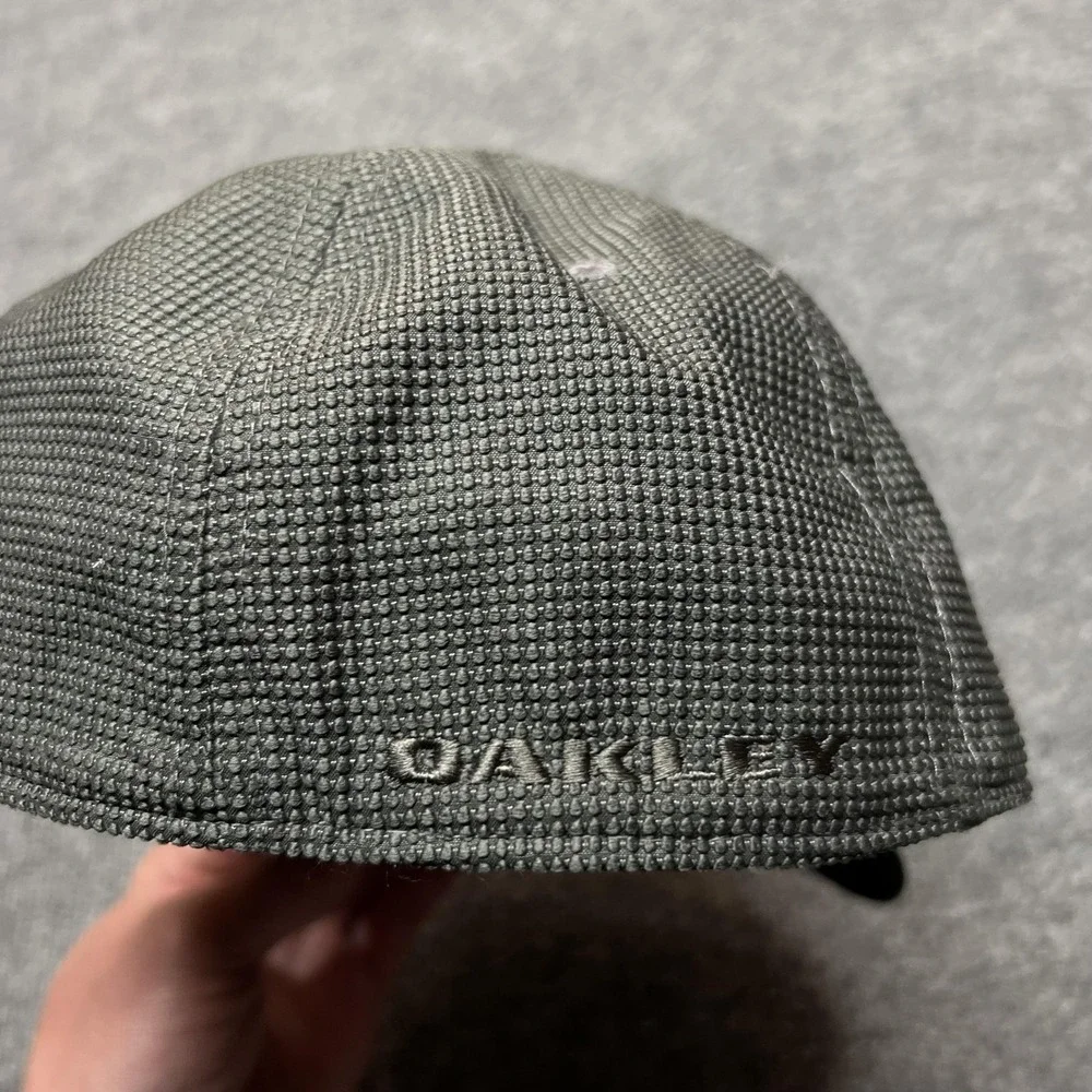 Oakley hat cap